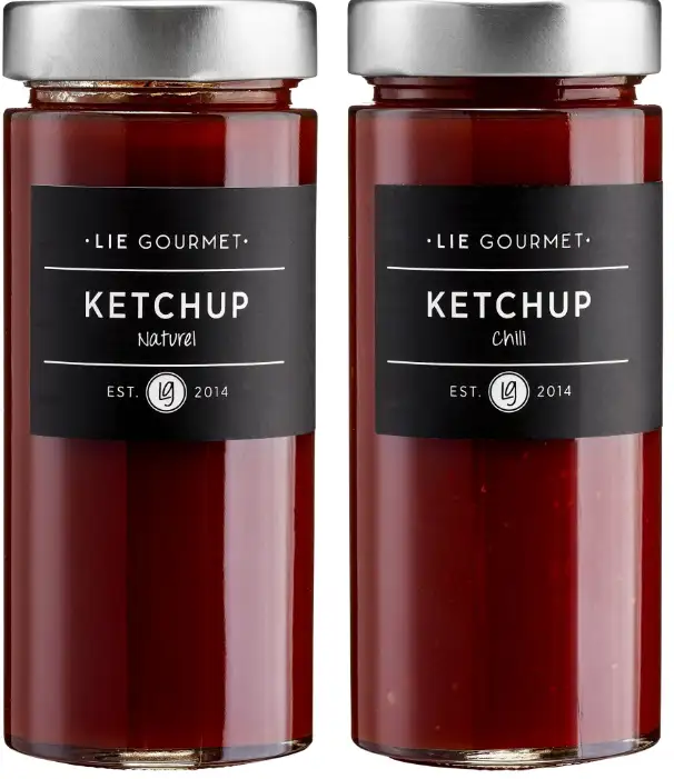 Billede af de tilbagekaldte produkter: Ketchup Naturel og Ketchup Chili.